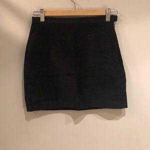 Aritzia Babaton Ripley Skirt